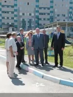 Барнаул, губернатор олександр Карлін «сьогодні реально стартувала наша нова програма будівництва (боронили) Барнаул, губернатор олександр Карлін «сьогодні реально стартувала наша нова програма будівництва