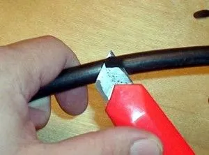 Інструменти для зачищення проводів і зняття ізоляції (інструменти) Інструменти для зачищення проводів і зняття ізоляції