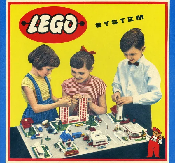 Історія lego