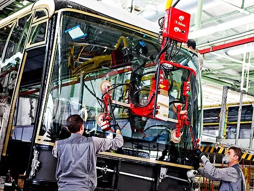Як роблять автобуси man і neoplan