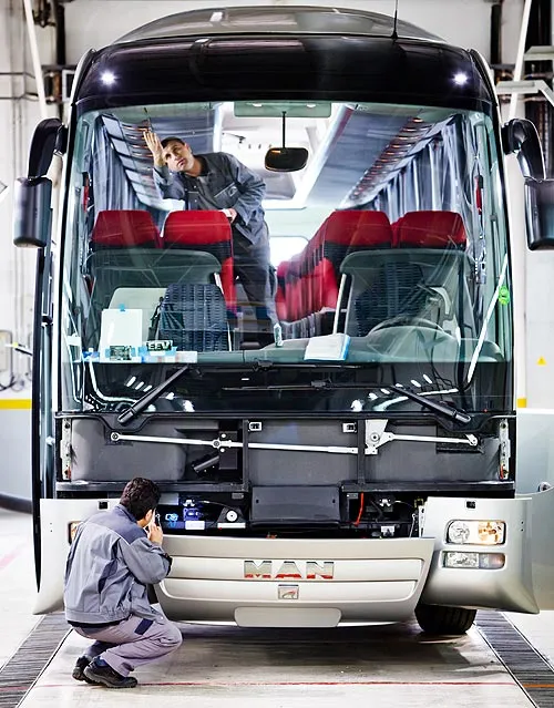 Як роблять автобуси man і neoplan