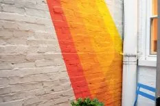 Як правильно пофарбувати цегляну стіну на балконі (стіну) Як правильно пофарбувати цегляну стіну на балконі