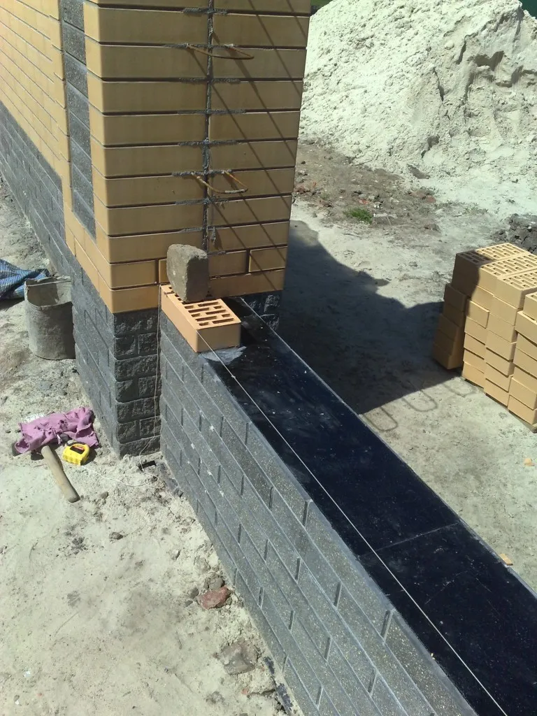 Як побудувати паркан з цегли (побудувати) Як побудувати паркан з цегли