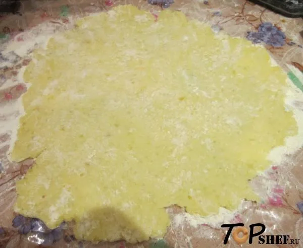 Картопляний рулет з куркою (нарізаємо дрібними кубиками) Картопляний рулет з куркою