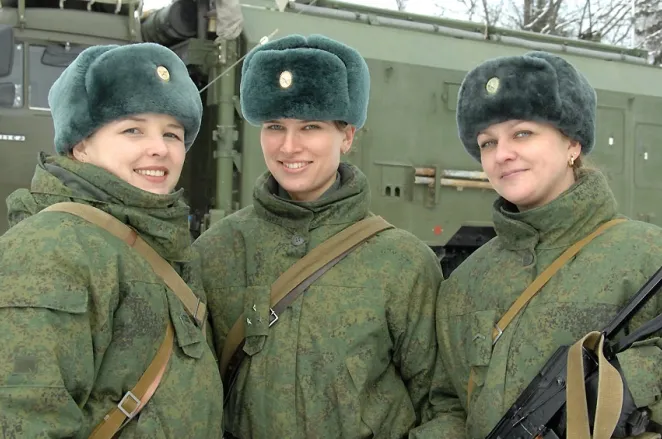 контрактна служба
