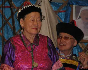 Хто такі фінно