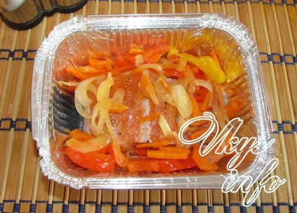 Лосось, запечений в духовці з овочами рецепт з фото (запечений духовці овочами) Лосось, запечений в духовці з овочами рецепт з фото