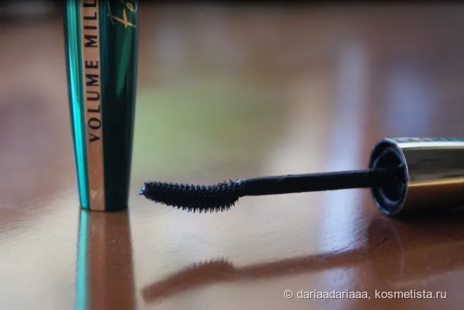 L oreal volume million lashes feline in noir (Свотч) L oreal volume million lashes feline in noir