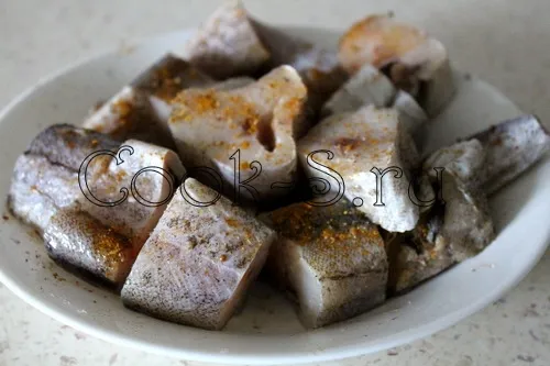 Минтай в сметані - покроковий рецепт з фото, страви з риби і морепродуктів (минтай в сметані фото) Минтай в сметані - покроковий рецепт з фото, страви з риби і морепродуктів
