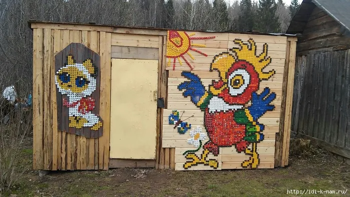 Мозаїка з пластикових кришок