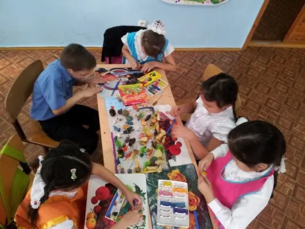 Не такі, як всі, уральська тиждень () Не такі, як всі, уральська тиждень