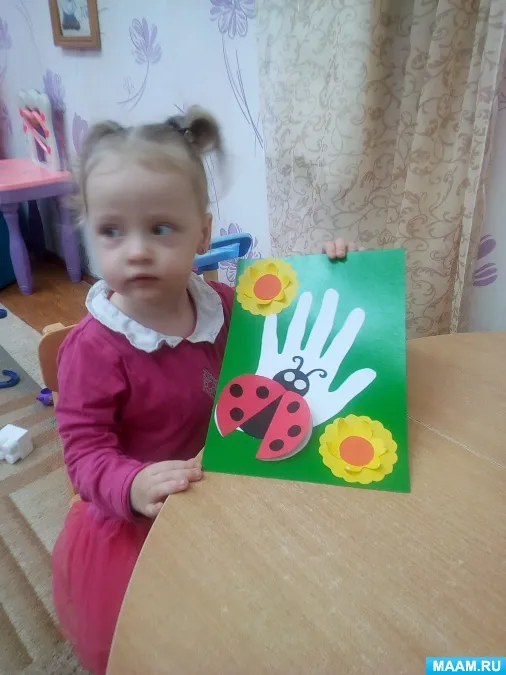 Нетрадиційні види аплікації як засіб розвиток творчості дошкільника (дошкільнята) Нетрадиційні види аплікації як засіб розвиток творчості дошкільника