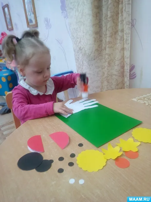 Нетрадиційні види аплікації як засіб розвиток творчості дошкільника (творчості) Нетрадиційні види аплікації як засіб розвиток творчості дошкільника