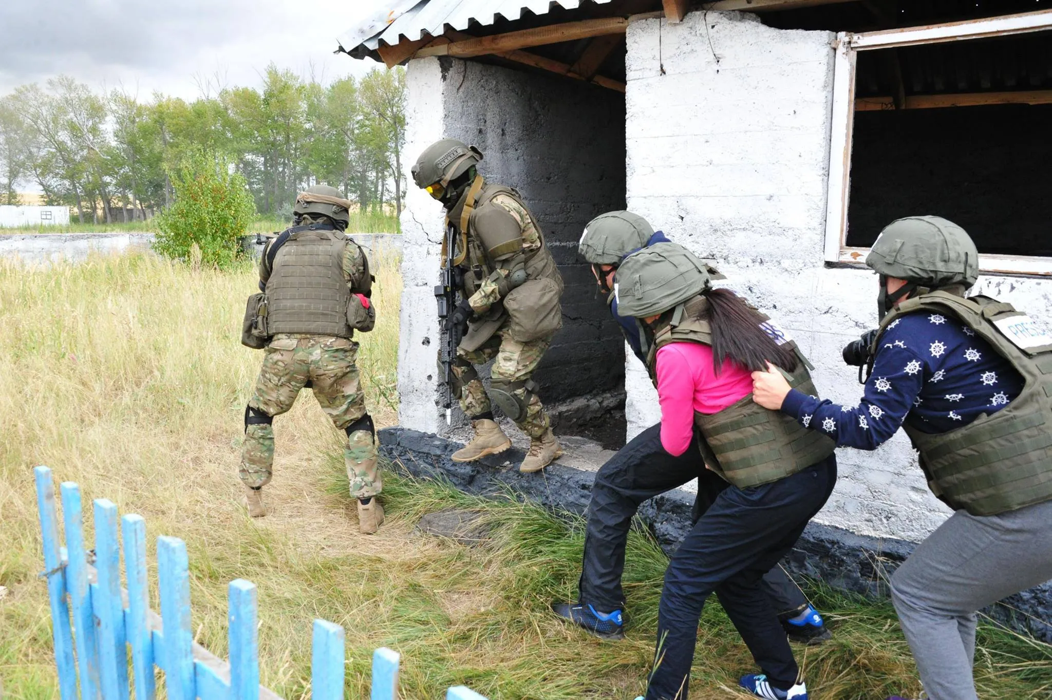Особливості тактики ведення бою в міських умовах (ведення) Особливості тактики ведення бою в міських умовах