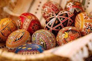 Великдень великодні поцілунки
