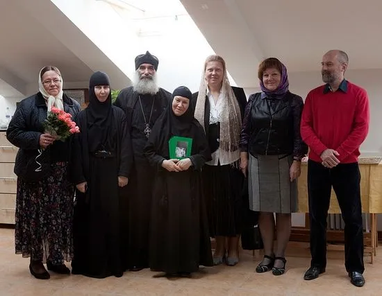 Про життя здається складно і пишеться не так легко (пишеться) Про життя здається складно і пишеться не так легко