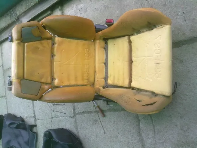 Перетяжка сидінь автомобіля своїми руками (автомобіля) Перетяжка сидінь автомобіля своїми руками