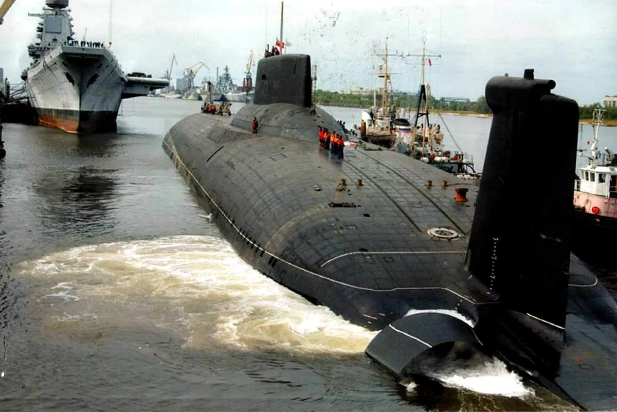 Підводні човни проекту 941 «акула» (корпусу) Підводні човни проекту 941 «акула»