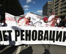 Путін вручив Лужкову в кремлі орден «за заслуги перед вітчизною»