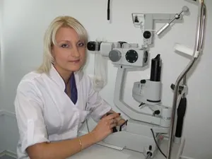 Чим можуть відрізнятися окуліст від офтальмолога; різниця між лікарями в чому