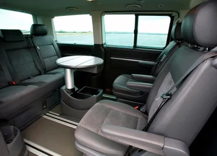 Чим відрізняються автомобілі volkswagen caravelle і multivan, в чому різниця (volkswagen) Чим відрізняються автомобілі volkswagen caravelle і multivan, в чому різниця