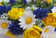 Ромашка з фоамірана фото майстер класу, як зробити шаблони і викрійки своїми руками, відео (ромашка з фоамірана) Ромашка з фоамірана фото майстер класу, як зробити шаблони і викрійки своїми руками, відео