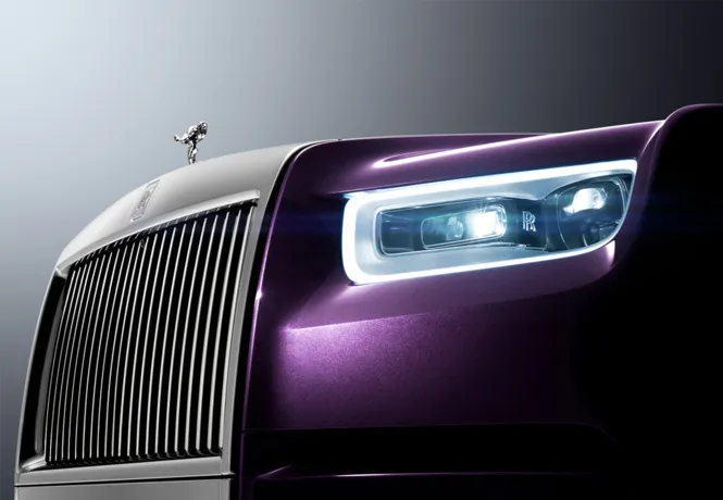Rolls-royce phantom viii представлено найрозкішніший автомобіль від початку часів