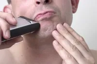 Сам собі цирульник як зробити вуса і бороду стильними, чоловіче здоров'я, здоров'я, аргументи і факти (зробити бороду стильними) Сам собі цирульник як зробити вуса і бороду стильними, чоловіче здоров'я, здоров'я, аргументи і факти