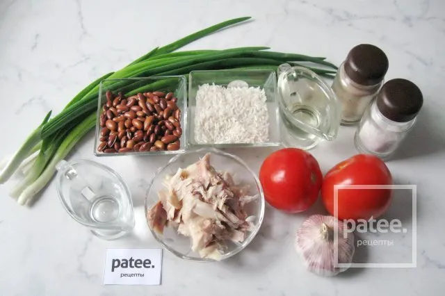Салат з квасолею, куркою і помідорами - рецепт з фотографіями - patee (Квасоля червона суха) Салат з квасолею, куркою і помідорами - рецепт з фотографіями - patee