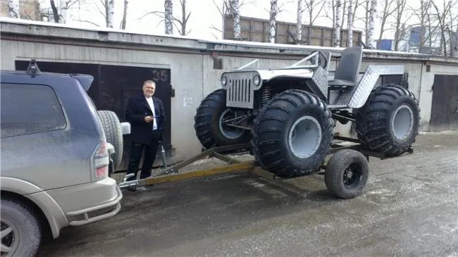 Саморобний цельнорамний всюдихід на підвісці чебока