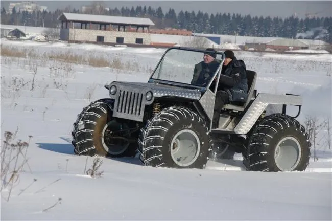 Саморобний цельнорамний всюдихід на підвісці чебока