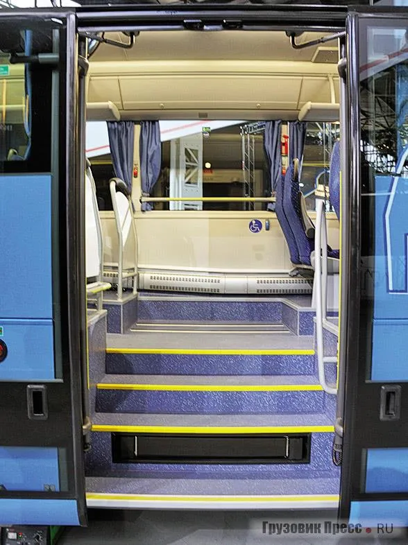 Се-мейства ав-то-бу-сов man lion s intercity (lion) Се-мейства ав-то-бу-сов man lion s intercity