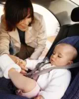 Сон в дитячому автокріслі