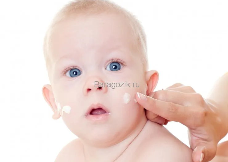 У дитини почервоніли щоки чому і як лікуватися при почервонінні (безпечна) У дитини почервоніли щоки чому і як лікуватися при почервонінні