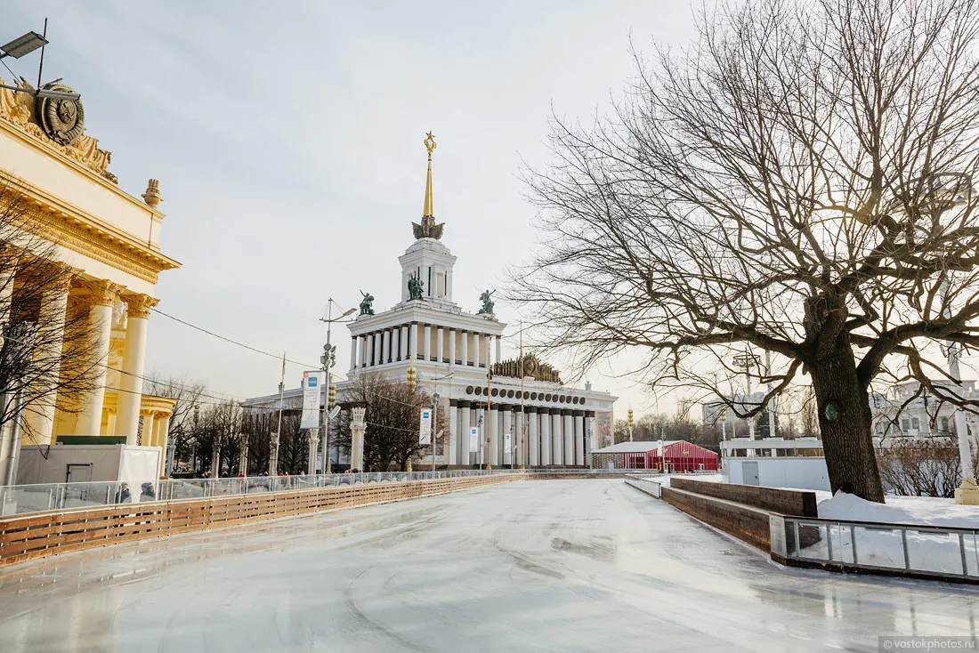 Вднх красивий