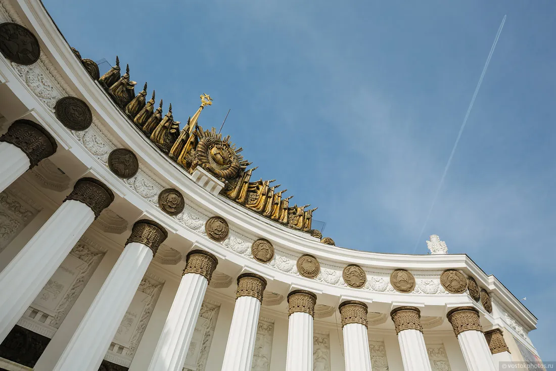 Вднх красивий