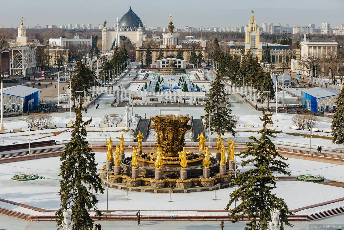 Вднх красивий