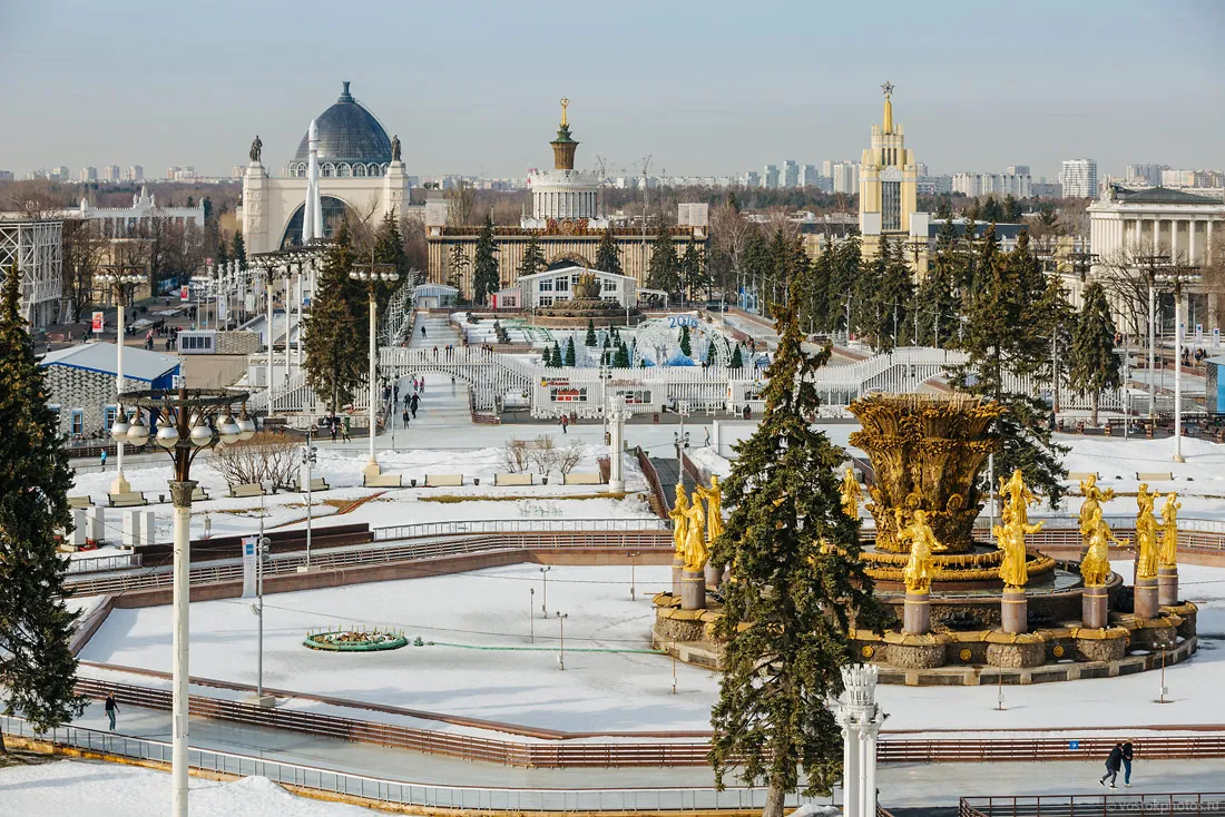 Вднх красивий