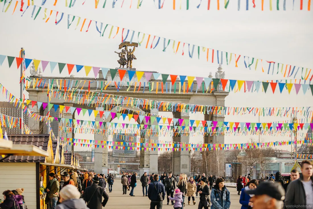 Вднх красивий
