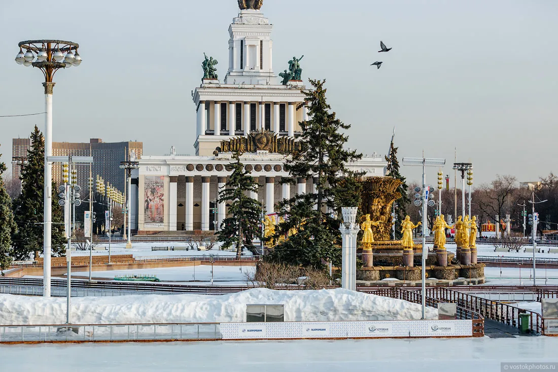 Вднх красивий