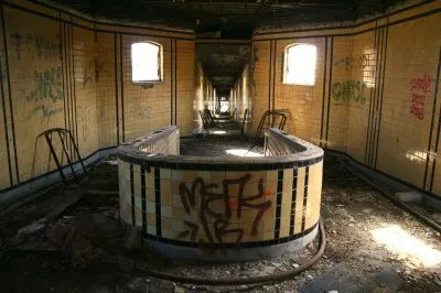 Покинутий центральний вокзал - buffalo central terminal (вокзал) Покинутий центральний вокзал - buffalo central terminal