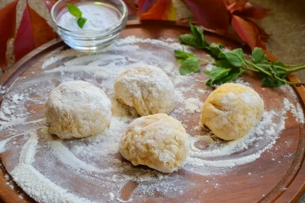 Хрусткий хмиз класичний рецепт на горілці з покроковими фото (класичний) Хрусткий хмиз класичний рецепт на горілці з покроковими фото