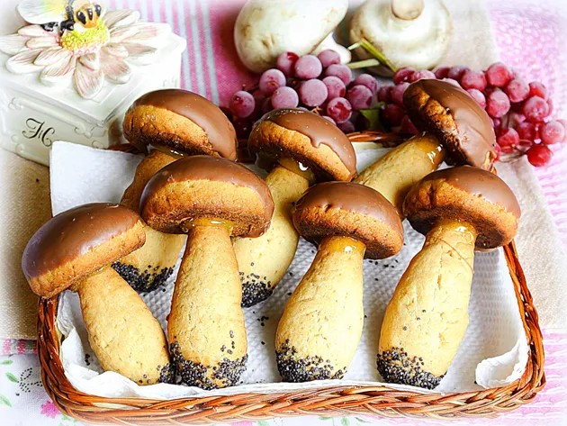 Хрусткий хмиз класичний рецепт на горілці з покроковими фото (рецепт) Хрусткий хмиз класичний рецепт на горілці з покроковими фото