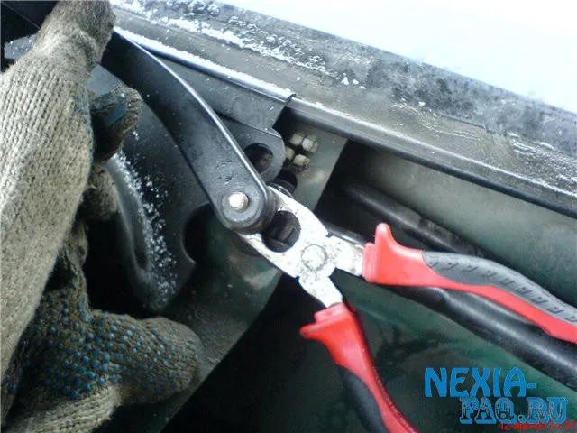 Заміна трапеції склоочисників на нексии - daewoo nexia faq (склоочисників) Заміна трапеції склоочисників на нексии - daewoo nexia faq
