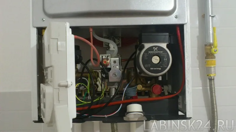 Запуск котла baxi eco four 24f в експлуатацію (знову спускаємо повітря Робимо) Запуск котла baxi eco four 24f в експлуатацію