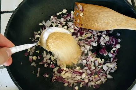 Американський бургер з куркою і беконом, домашній соус барбекю - andy chef - блог про їжу і (блог) Американський бургер з куркою і беконом, домашній соус барбекю - andy chef - блог про їжу і