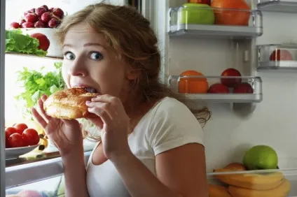 Що можна їсти на ніч без шкоди які продукти допускаються (можна) Що можна їсти на ніч без шкоди які продукти допускаються