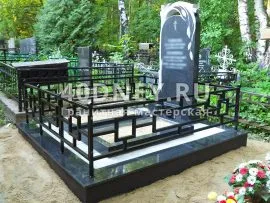 Бетонний цоколь на могилу від 15000 р (15000) Бетонний цоколь на могилу від 15000 р