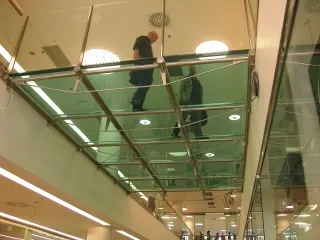 безпечне скло