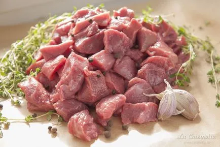 Бланкет з телятини (blanquette de veau) за старовинним рецептом, la cuisinette (veau) Бланкет з телятини (blanquette de veau) за старовинним рецептом, la cuisinette